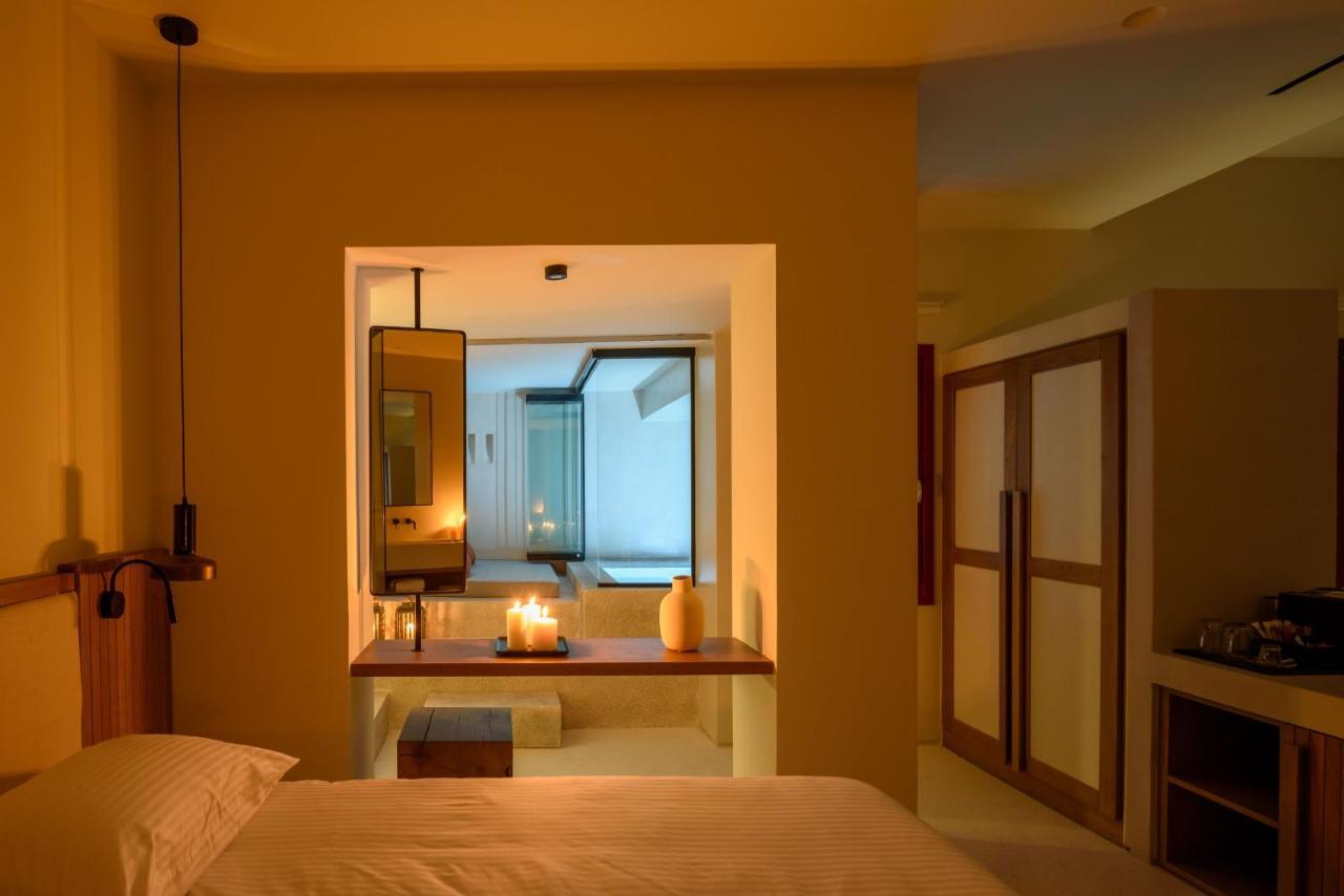 Potnia Theron Suites Akrotírion Exterior foto